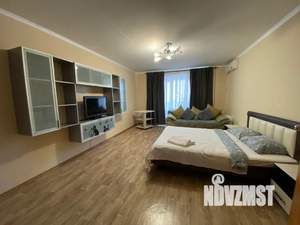 1-к квартира, посуточно, 62м2, 6/16 этаж