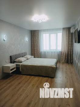 1-к квартира, посуточно, 39м2, 21/26 этаж