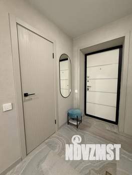 Студия квартира, посуточно, 30м2, 1/3 этаж