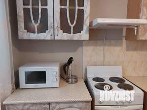 1-к квартира, посуточно, 34м2, 6/9 этаж