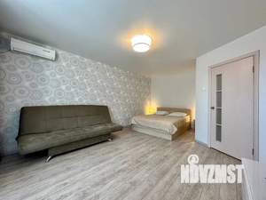 1-к квартира, посуточно, 40м2, 8/16 этаж