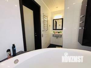 1-к квартира, посуточно, 50м2, 7/10 этаж