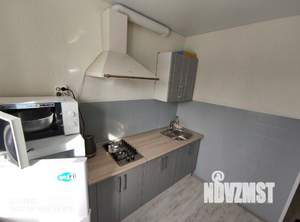 3-к квартира, посуточно, 46м2, 1/1 этаж