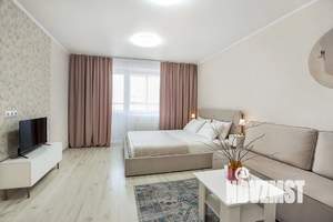 1-к квартира, посуточно, 40м2, 6/17 этаж