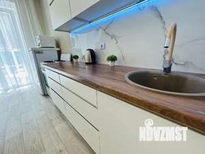 1-к квартира, посуточно, 40м2, 2/10 этаж