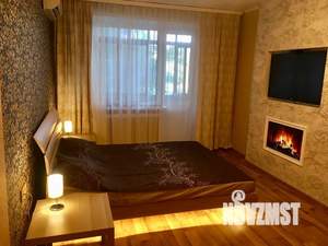 1-к квартира, посуточно, 40м2, 2/9 этаж
