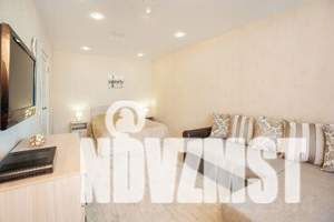 1-к квартира, посуточно, 34м2, 6/9 этаж