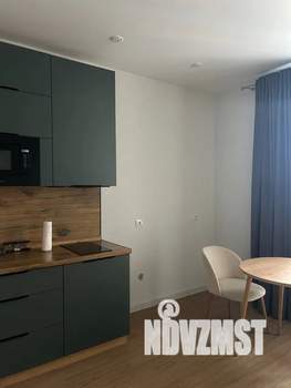 Студия квартира, посуточно, 37м2, 13/18 этаж