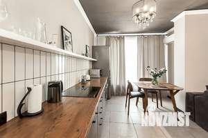 Студия квартира, посуточно, 42м2, 7/15 этаж