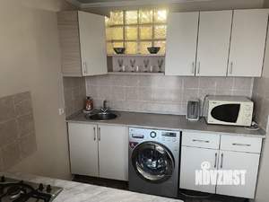 1-к квартира, посуточно, 35м2, 8/9 этаж