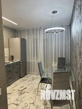 1-к квартира, посуточно, 45м2, 4/10 этаж