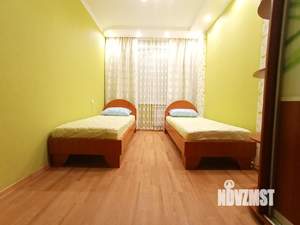 3-к квартира, посуточно, 58м2, 1/1 этаж