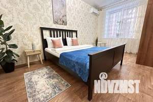 1-к квартира, посуточно, 40м2, 2/12 этаж