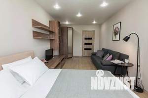 1-к квартира, посуточно, 37м2, 4/10 этаж