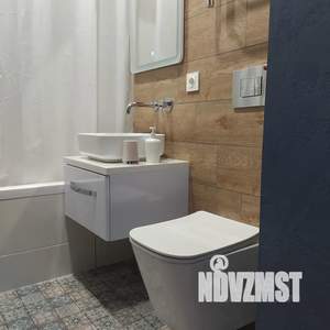 2-к квартира, посуточно, 40м2, 4/8 этаж