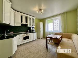 1-к квартира, посуточно, 38м2, 3/9 этаж