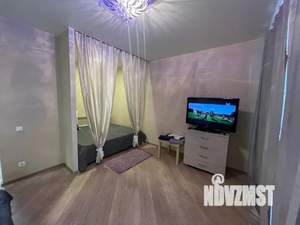 1-к квартира, посуточно, 40м2, 9/16 этаж