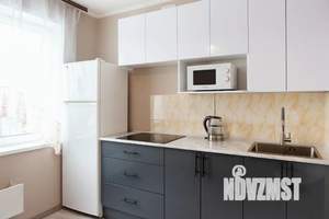 1-к квартира, посуточно, 34м2, 6/9 этаж