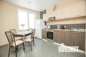 1-к квартира, посуточно, 38м2, 6/9 этаж