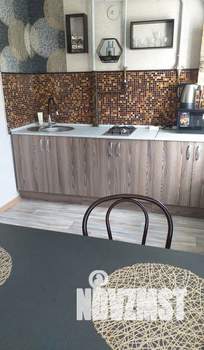 Студия квартира, посуточно, 45м2, 2/3 этаж