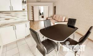 2-к квартира, посуточно, 56м2, 1/1 этаж