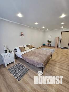 1-к квартира, посуточно, 38м2, 4/14 этаж