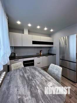 3-к квартира, на длительный срок, 100м2, 1/4 этаж