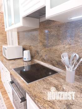 1-к квартира, посуточно, 72м2, 3/9 этаж