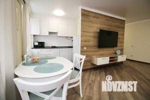 2-к квартира, посуточно, 46м2, 1/1 этаж