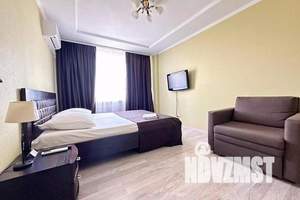 1-к квартира, посуточно, 37м2, 7/16 этаж