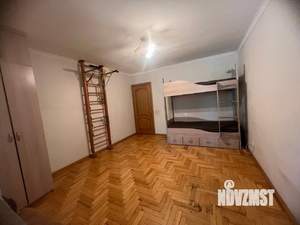 3-к квартира, на длительный срок, 58м2, 1/9 этаж