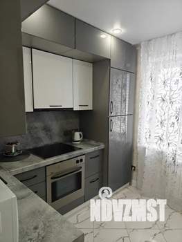 1-к квартира, посуточно, 35м2, 1/9 этаж