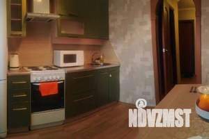 1-к квартира, посуточно, 35м2, 9/9 этаж