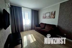 1-к квартира, посуточно, 40м2, 11/16 этаж