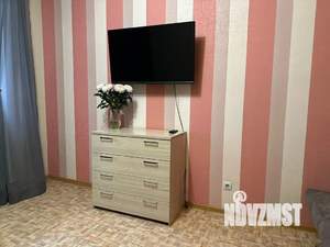 1-к квартира, посуточно, 40м2, 4/9 этаж