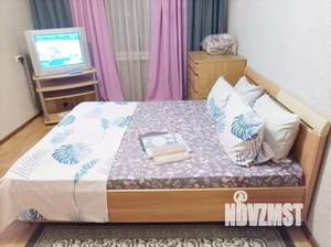 1-к квартира, посуточно, 35м2, 6/9 этаж