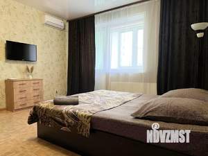 1-к квартира, посуточно, 42м2, 1/9 этаж