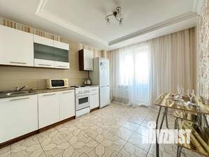 1-к квартира, посуточно, 37м2, 7/16 этаж