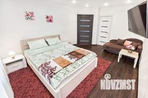 1-к квартира, посуточно, 37м2, 8/10 этаж