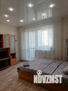 1-к квартира, посуточно, 40м2, 16/16 этаж