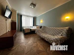 1-к квартира, посуточно, 38м2, 4/17 этаж