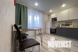 1-к квартира, посуточно, 40м2, 1/9 этаж