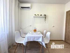 1-к квартира, посуточно, 37м2, 6/18 этаж