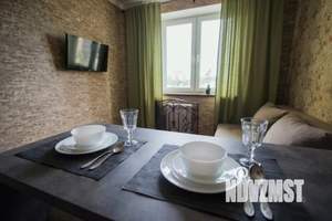 1-к квартира, посуточно, 55м2, 1/1 этаж
