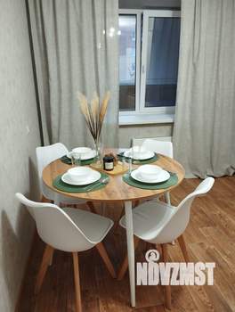 1-к квартира, посуточно, 38м2, 6/10 этаж