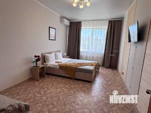 1-к квартира, посуточно, 40м2, 6/8 этаж
