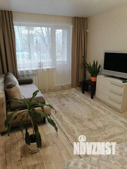 1-к квартира, посуточно, 33м2, 4/9 этаж