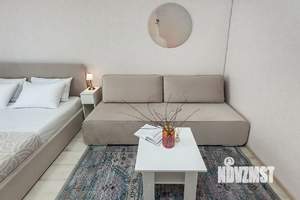 1-к квартира, посуточно, 40м2, 6/18 этаж
