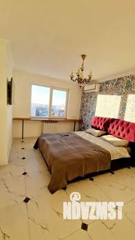 1-к квартира, посуточно, 40м2, 10/10 этаж