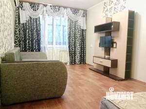 2-к квартира, посуточно, 50м2, 1/1 этаж